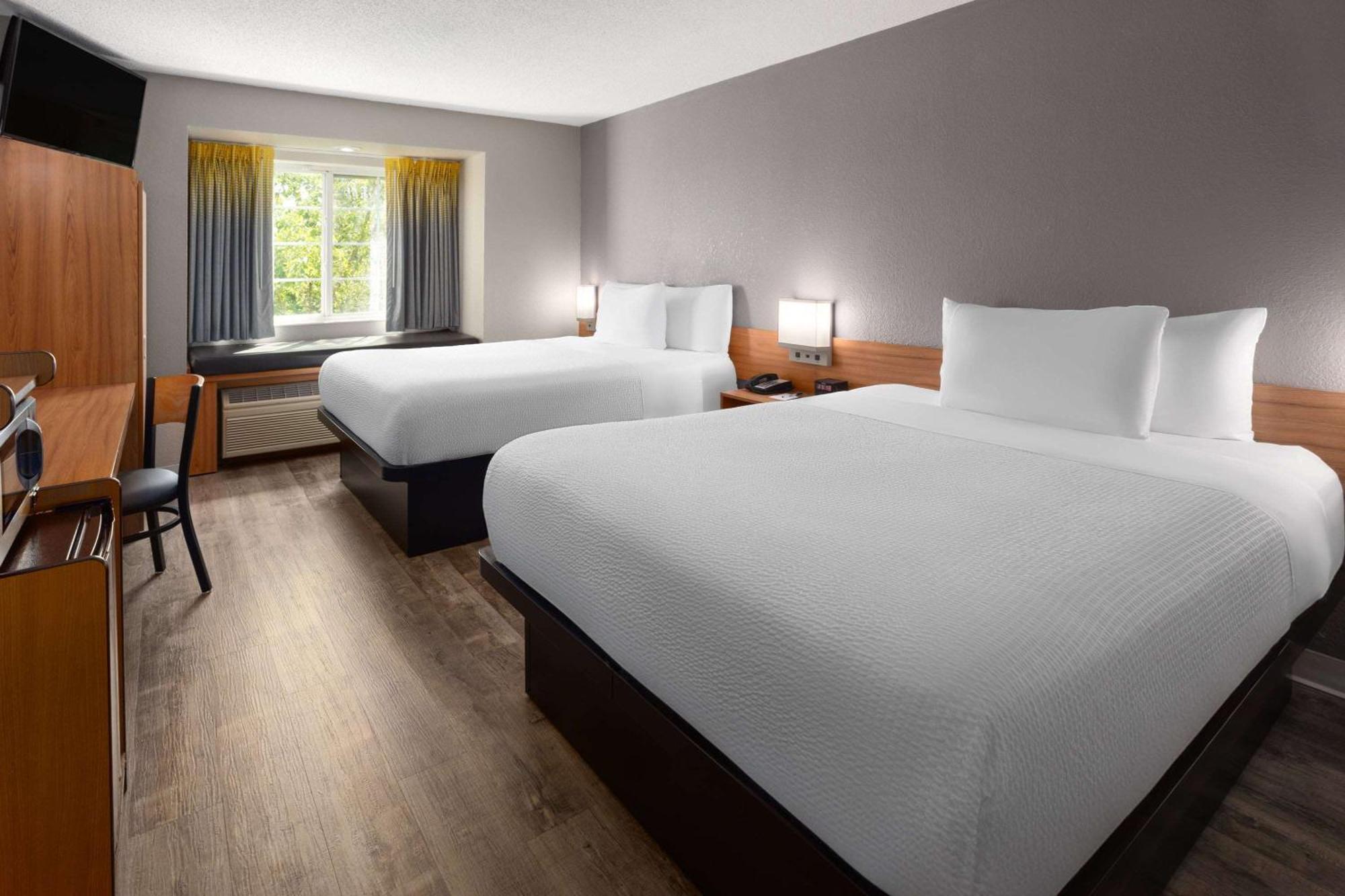 Microtel Inn & Suites By Wyndham Ann Arbor Ngoại thất bức ảnh