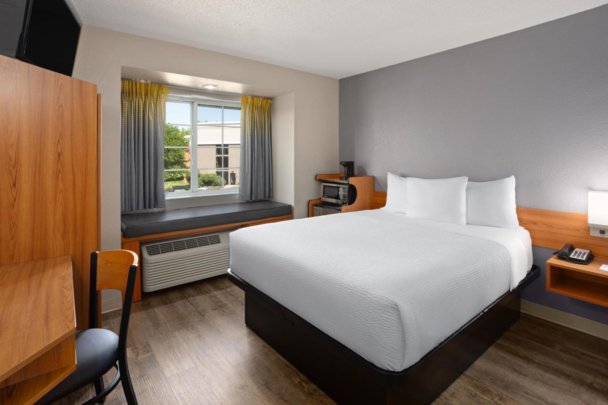 Microtel Inn & Suites By Wyndham Ann Arbor Ngoại thất bức ảnh